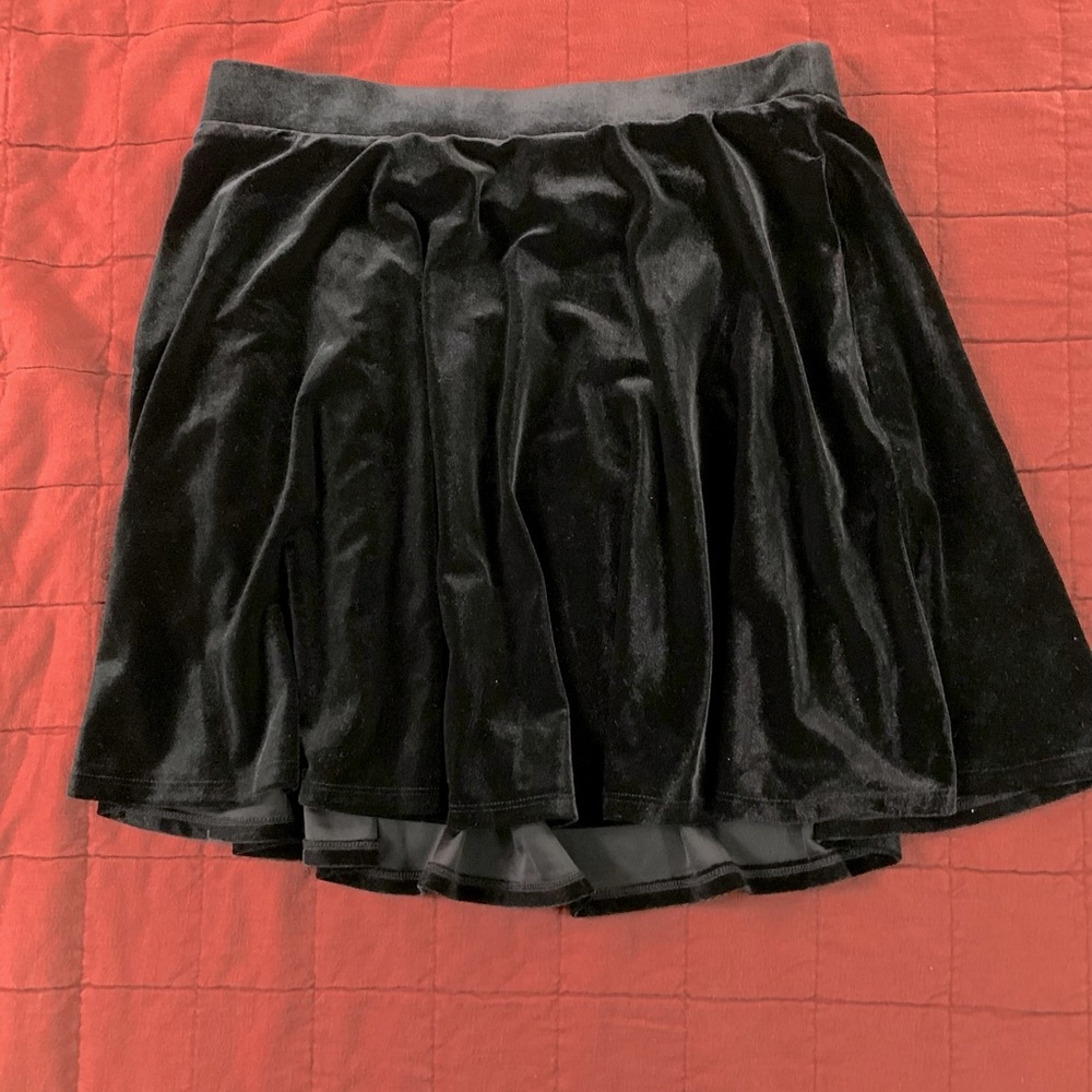 Brand new Velvet skater skirt pockets